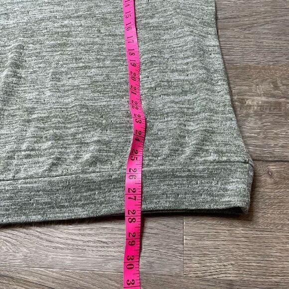 TORRID Super Soft Size 1 XL Green 3/4 Sleeve Sweater Shirt Lace Shoulders - Picture 8 of 9